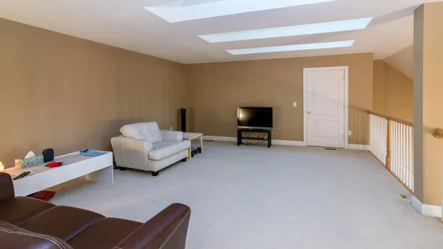 $3,850 | 49609 Timber Trail, Novi, MI 48374