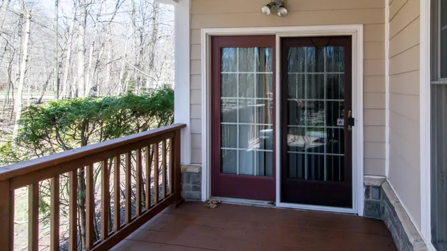 $3,850 | 49609 Timber Trail, Novi, MI 48374