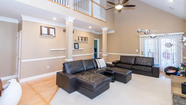 $3,850 | 49609 Timber Trail, Novi, MI 48374