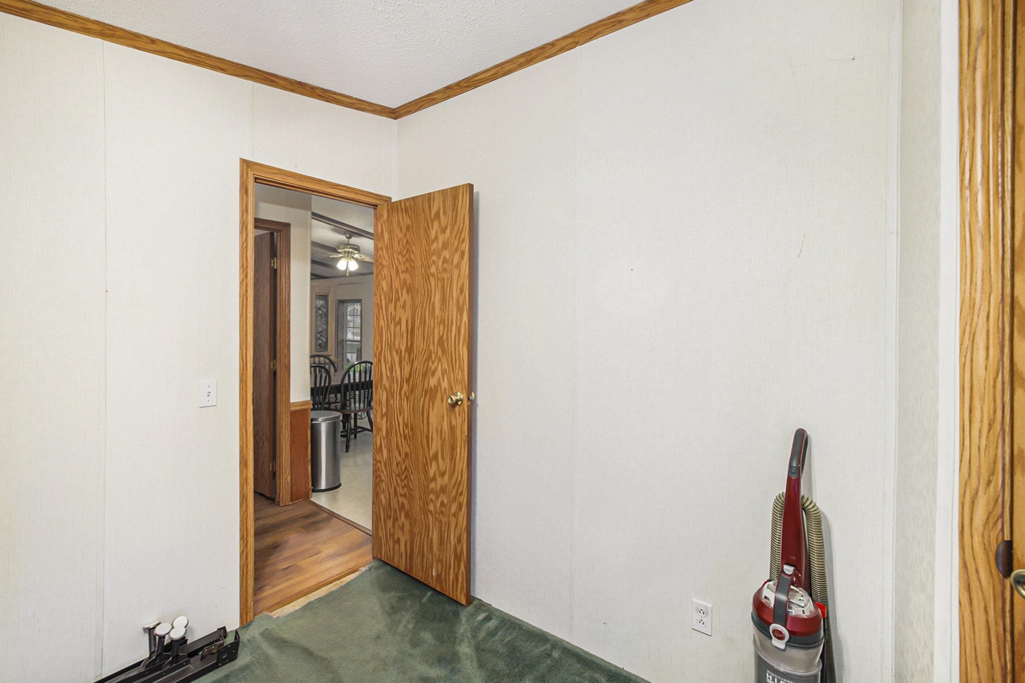 8378 East Hatchery Road Syracuse, IN 46567 - Photo 24 of 27 Gallery Image 24