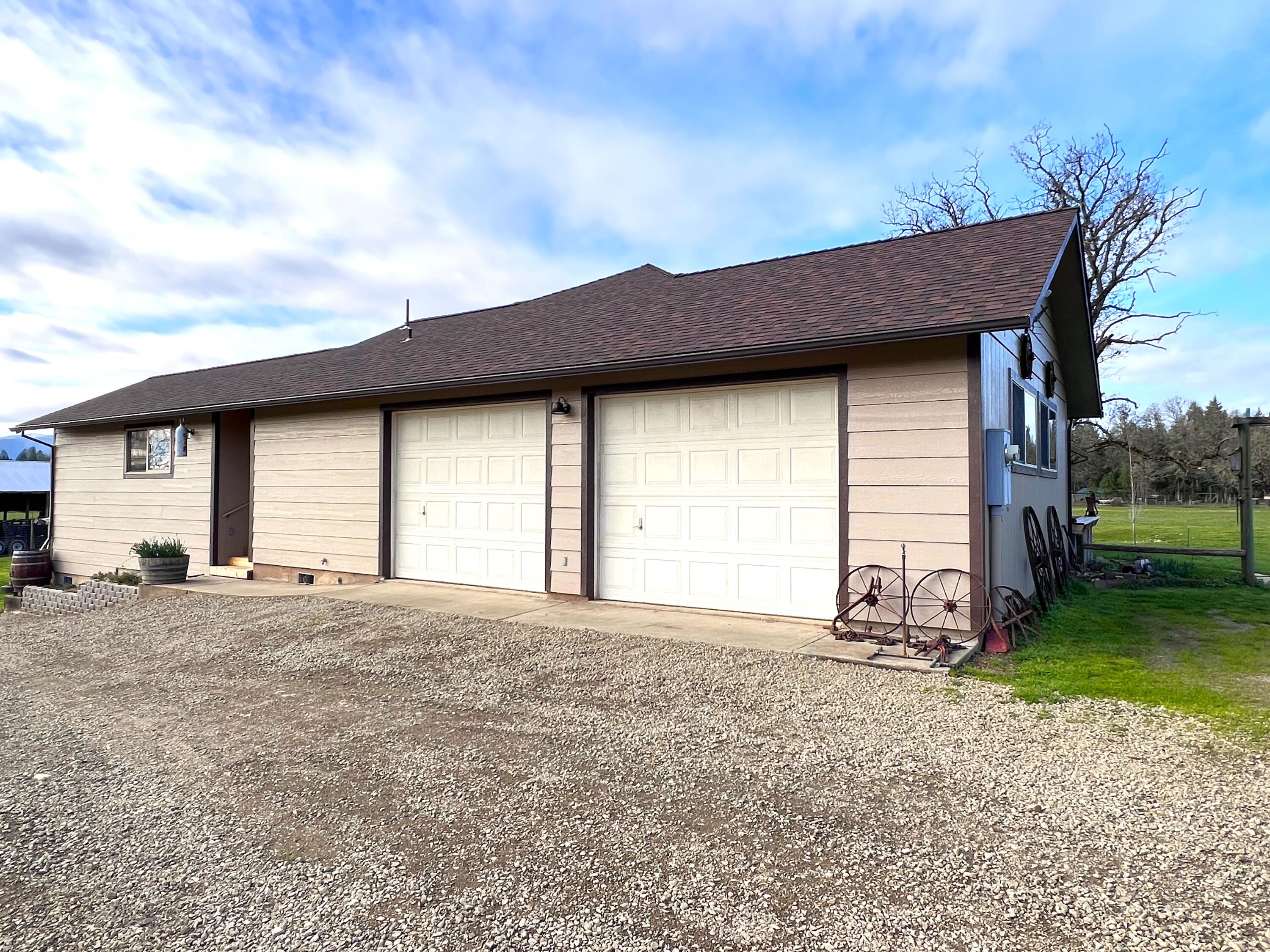 620 Dick George Road Cave Junction, OR 97523 - Photo 79 of 123 99