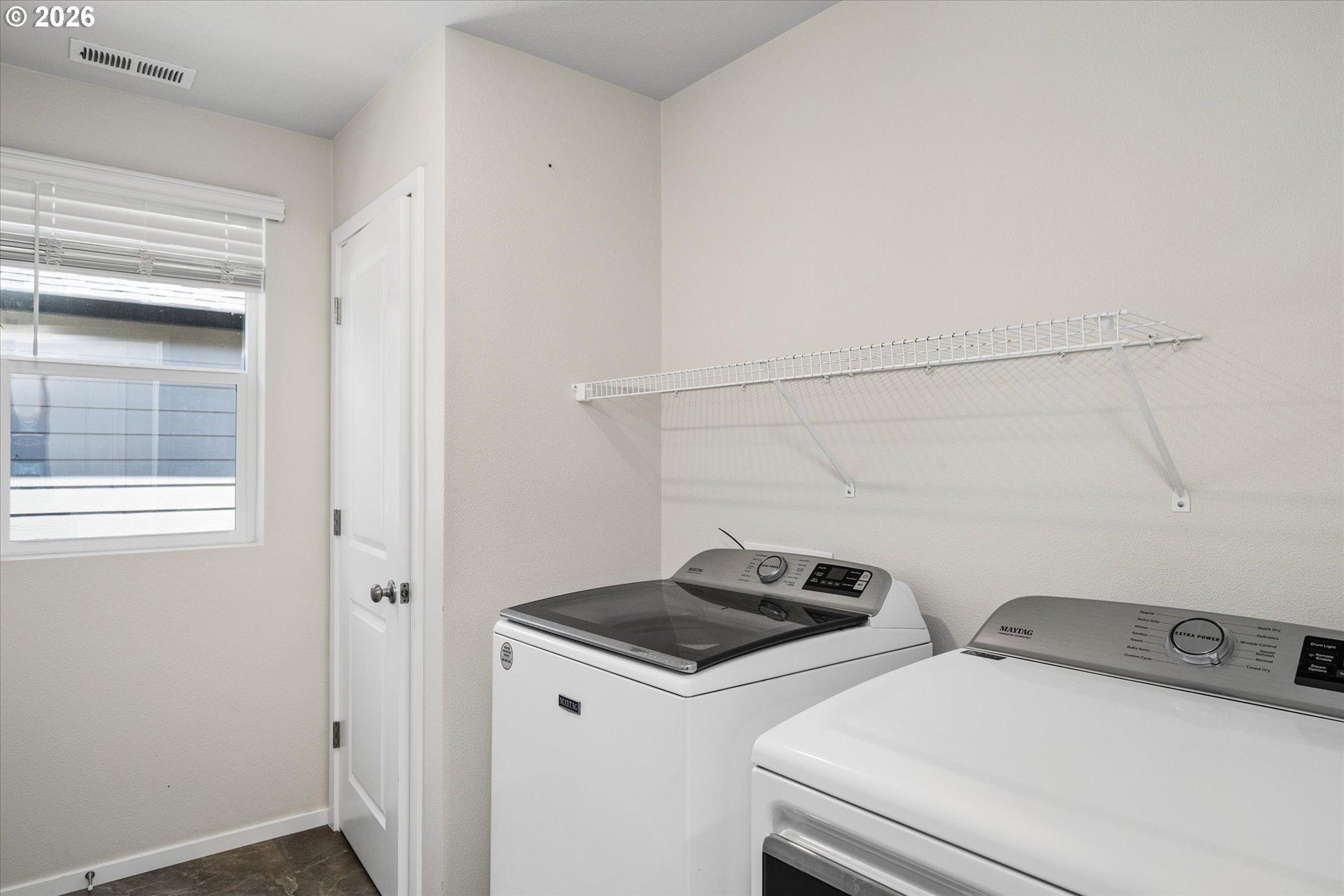 2906 V Street Springfield, OR 97477 - Photo 31 of 43 Gallery Image 31