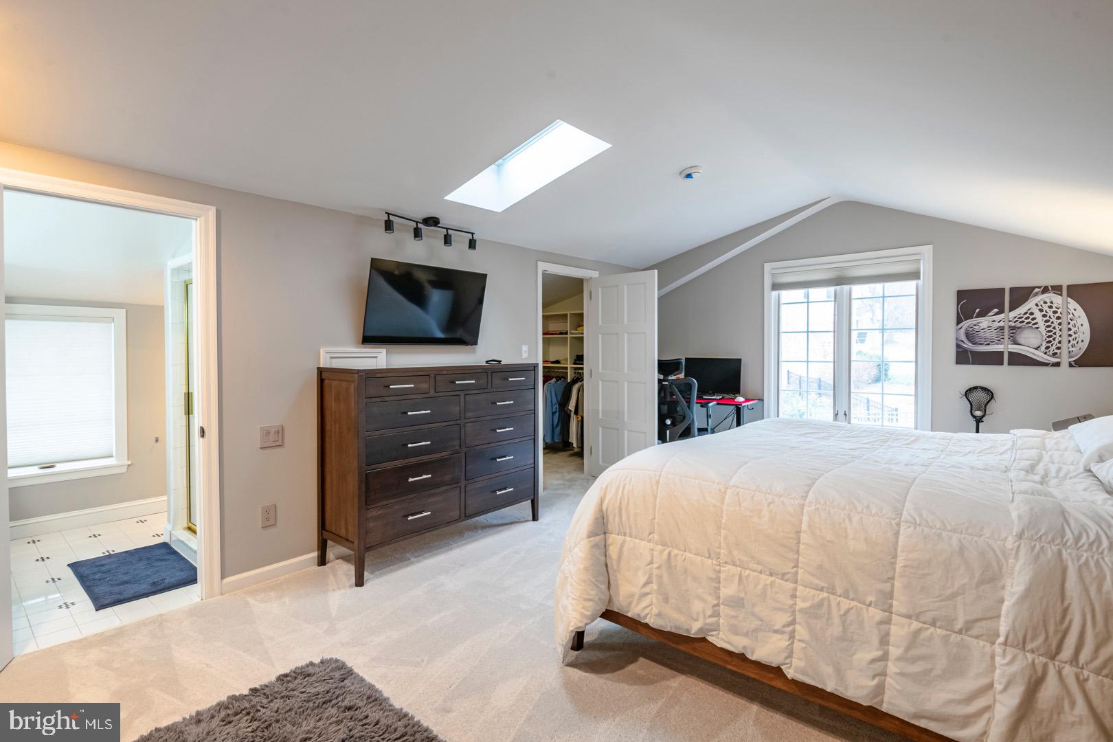 1504 Old Mill Road Reading, PA 19610 - Photo 60 of 79 Bedroom suite with walk-in & full bath