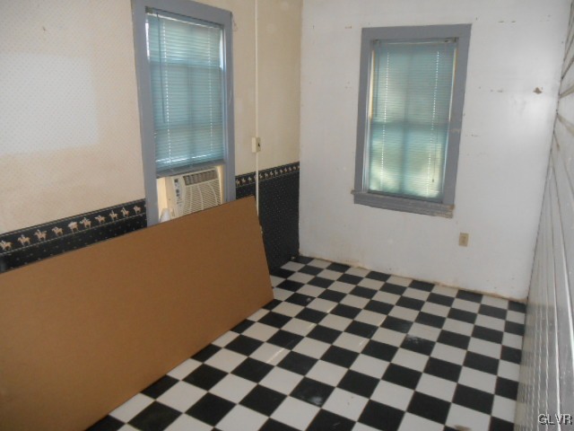 4236 Clover Hollow Road Slatington, PA 18080 - Photo 14 of 16