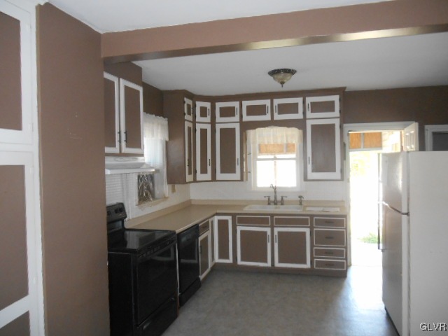 4236 Clover Hollow Road Slatington, PA 18080 - Photo 6 of 16