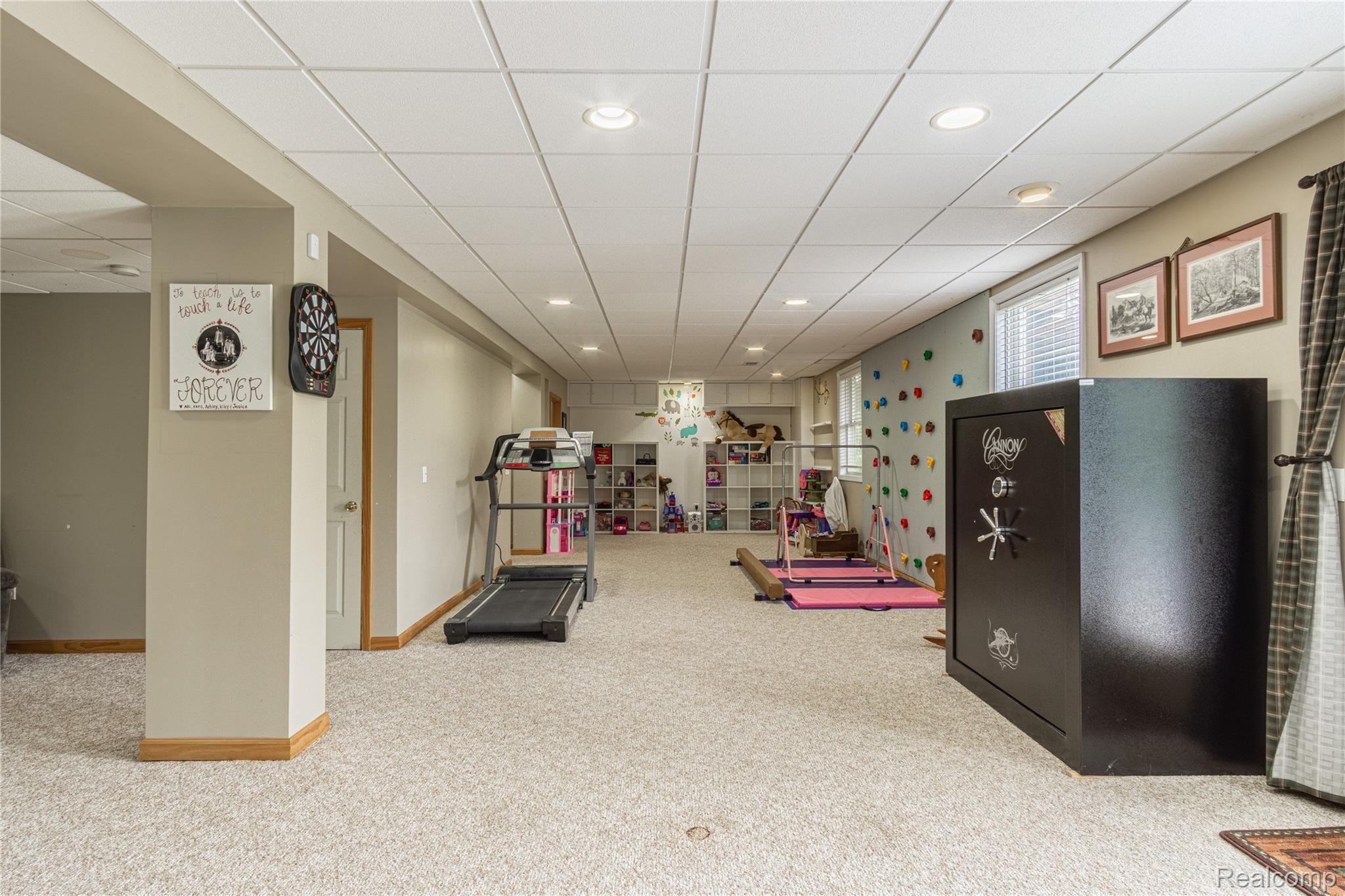 10185 Horton Road Goodrich, MI 48438 - Photo 27 of 36 Interiors (38 of 42).jpg