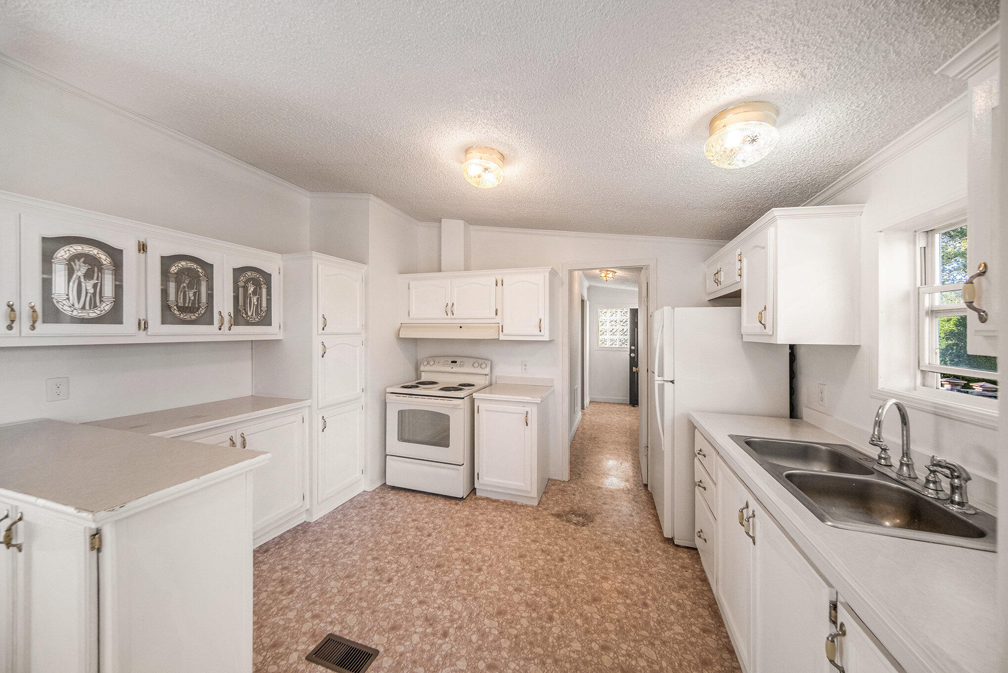 6321 Esch Road Manchester, MI 48158 - Photo 7 of 31 006_file_990