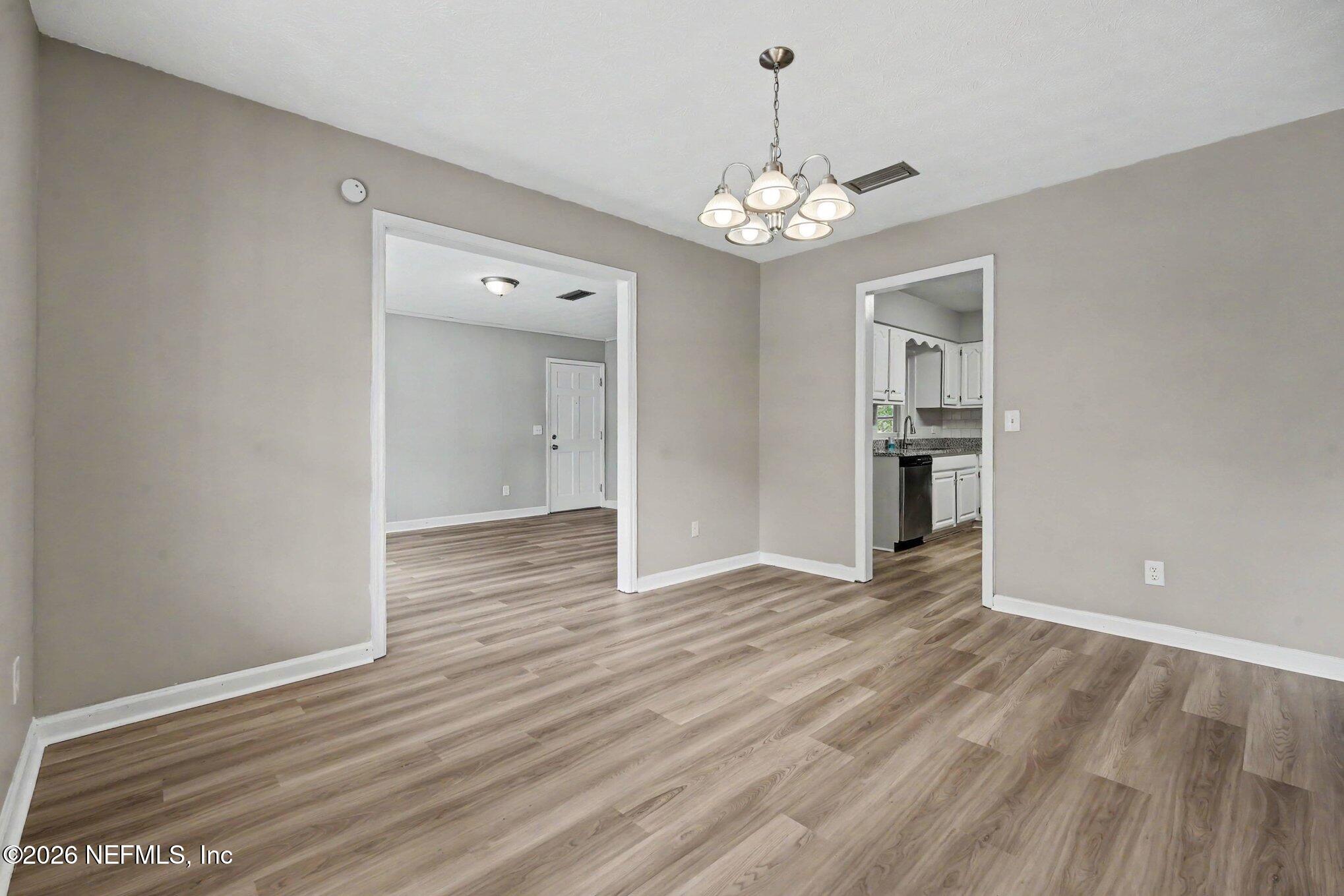 1456 Danbury Road Jacksonville, FL 32205 - Photo 2 of 15 002_file_3343