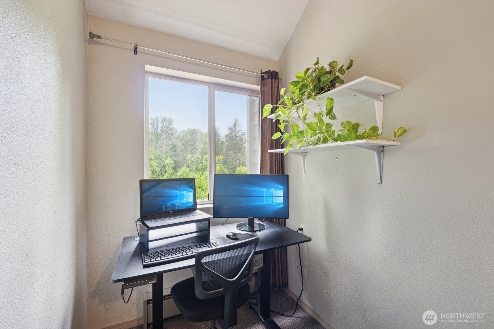 45908 Southeast Edgewick Road North Bend, WA 98045 - Photo 26 of 40 a view of a workspace with furniture