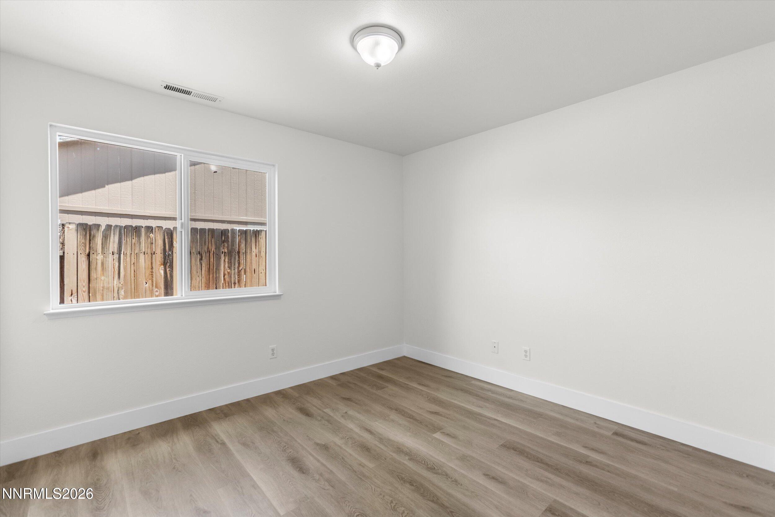 9830 Crystalline Drive Reno, NV 89506 - Photo 31 of 44 22-0Y7A3243