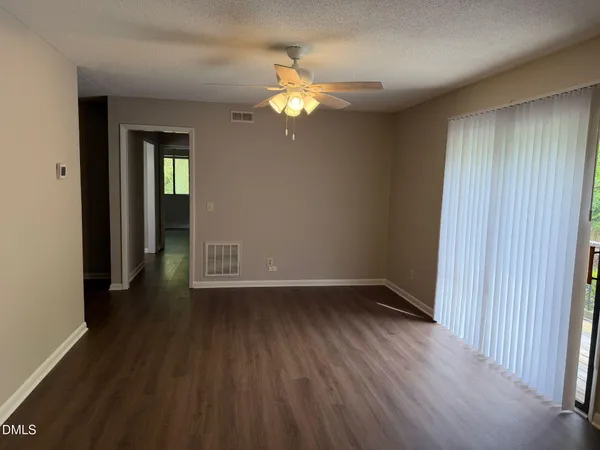 $1,200 | 205 East Ransom Street, Unit 3D, Fuquay-Varina, NC 27526