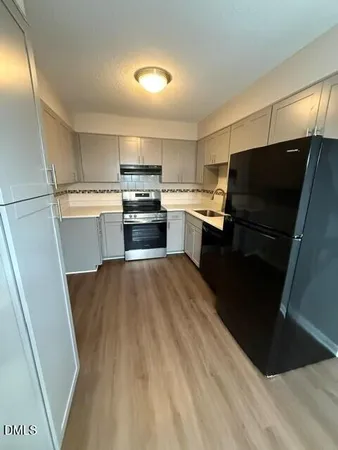 $1,295 | 205 East Ransom Street, Unit 3D, Fuquay-Varina, NC 27526