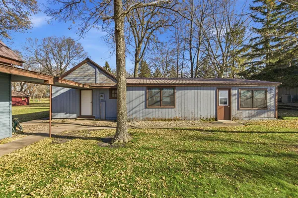 $1,300,000 | 14160 Indian Beach Road, Spicer, MN 56288