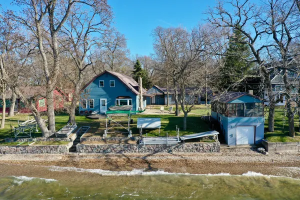 $1,300,000 | 14160 Indian Beach Road, Spicer, MN 56288