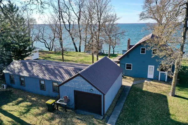 $1,300,000 | 14160 Indian Beach Road, Spicer, MN 56288