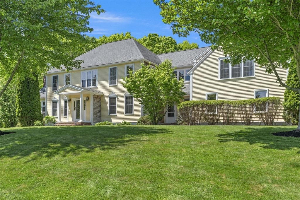 160 Quail Run Marshfield, MA 02050 - Photo 3 of 42