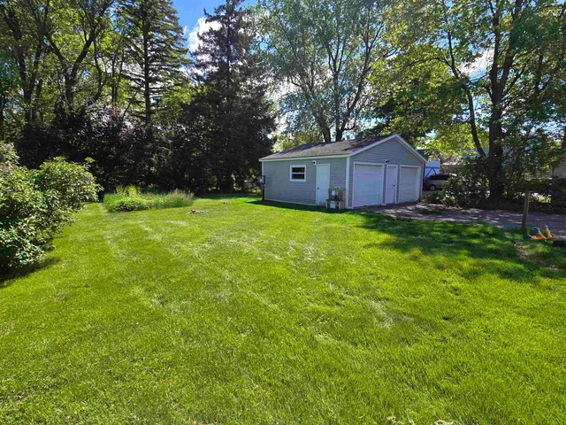 $2,000 | 117 A West Street, Winooski, VT 05404