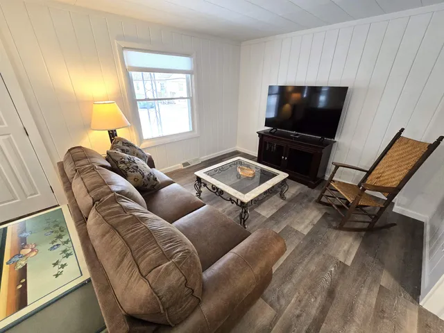 $2,000 | 117 A West Street, Winooski, VT 05404