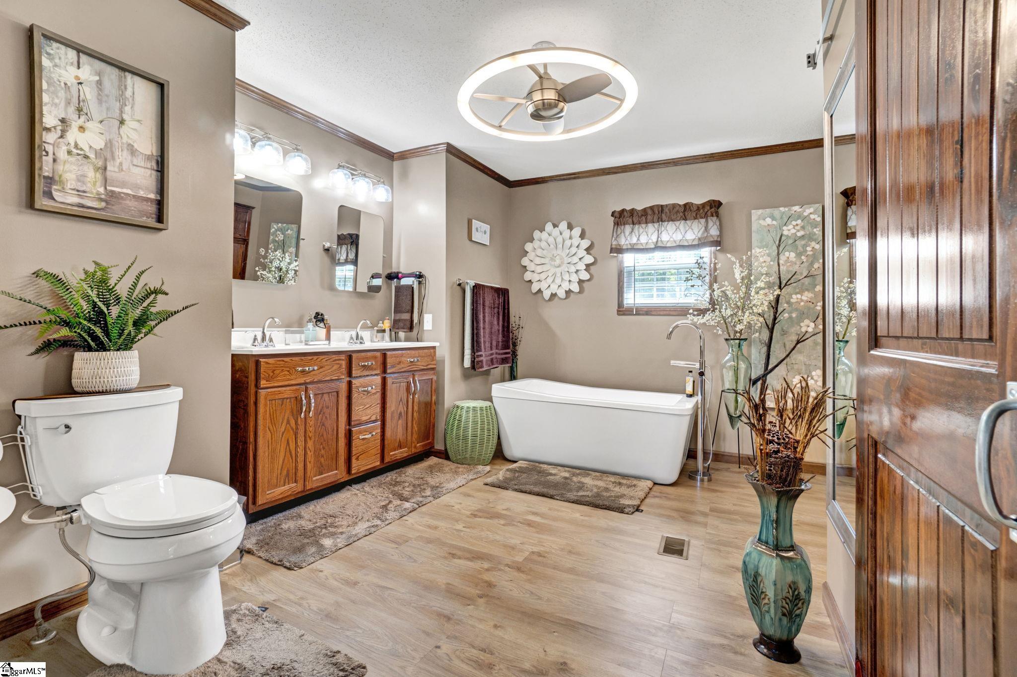 82 Laredo Drive Gray Court, SC 29645 - Photo 18 of 50