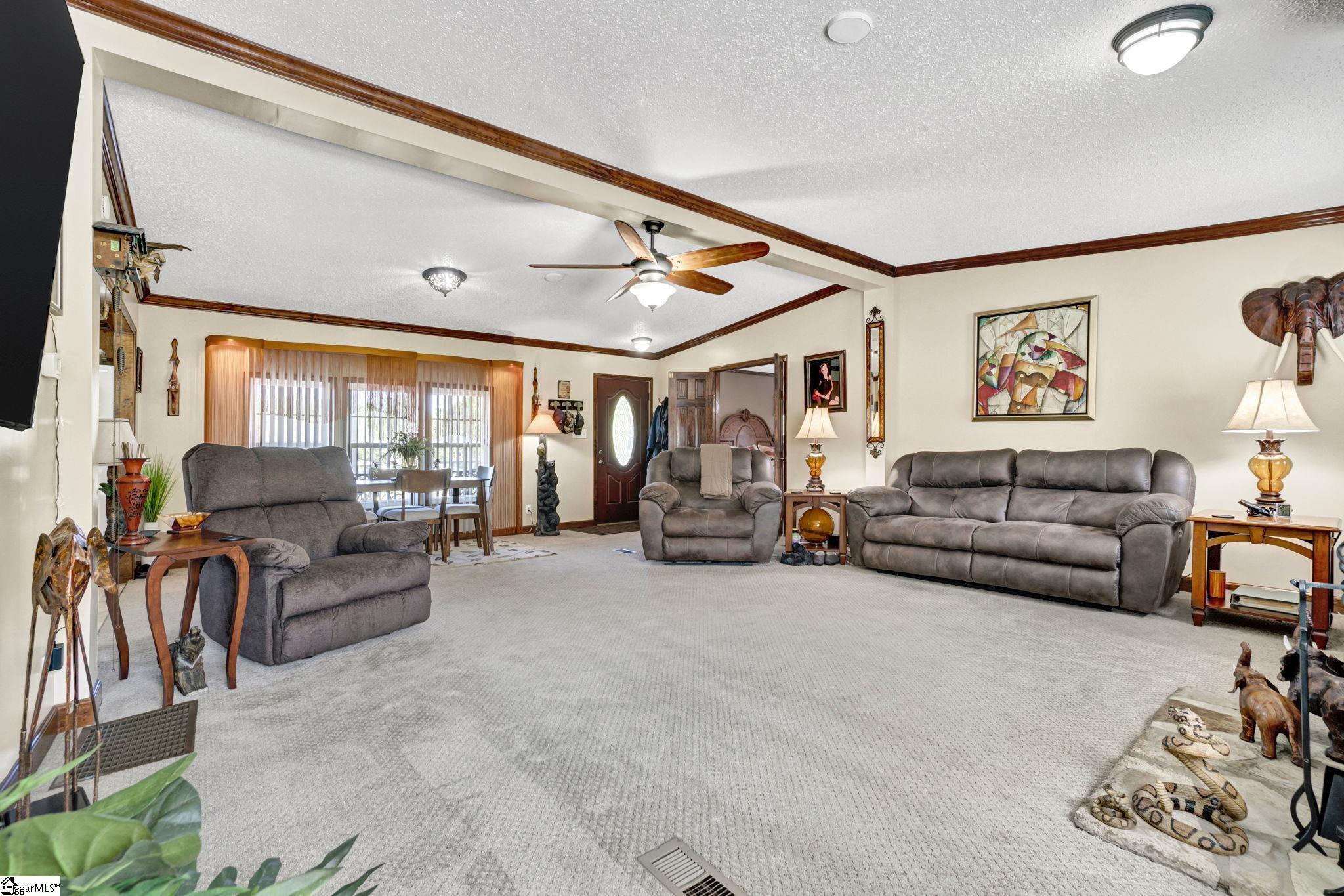 82 Laredo Drive Gray Court, SC 29645 - Photo 5 of 50