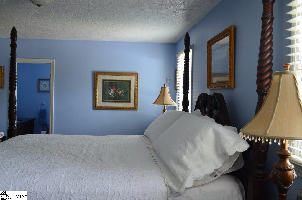 422 Belue Mill Road Landrum, SC 29356 - Photo 12 of 26