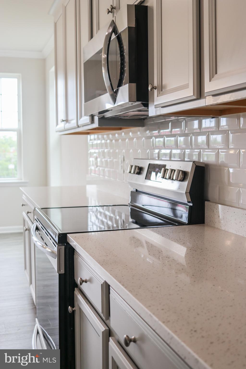 2712 Duvall Ridge Road, Unit 417 Hyattsville, MD 20785 - Photo 7 of 8