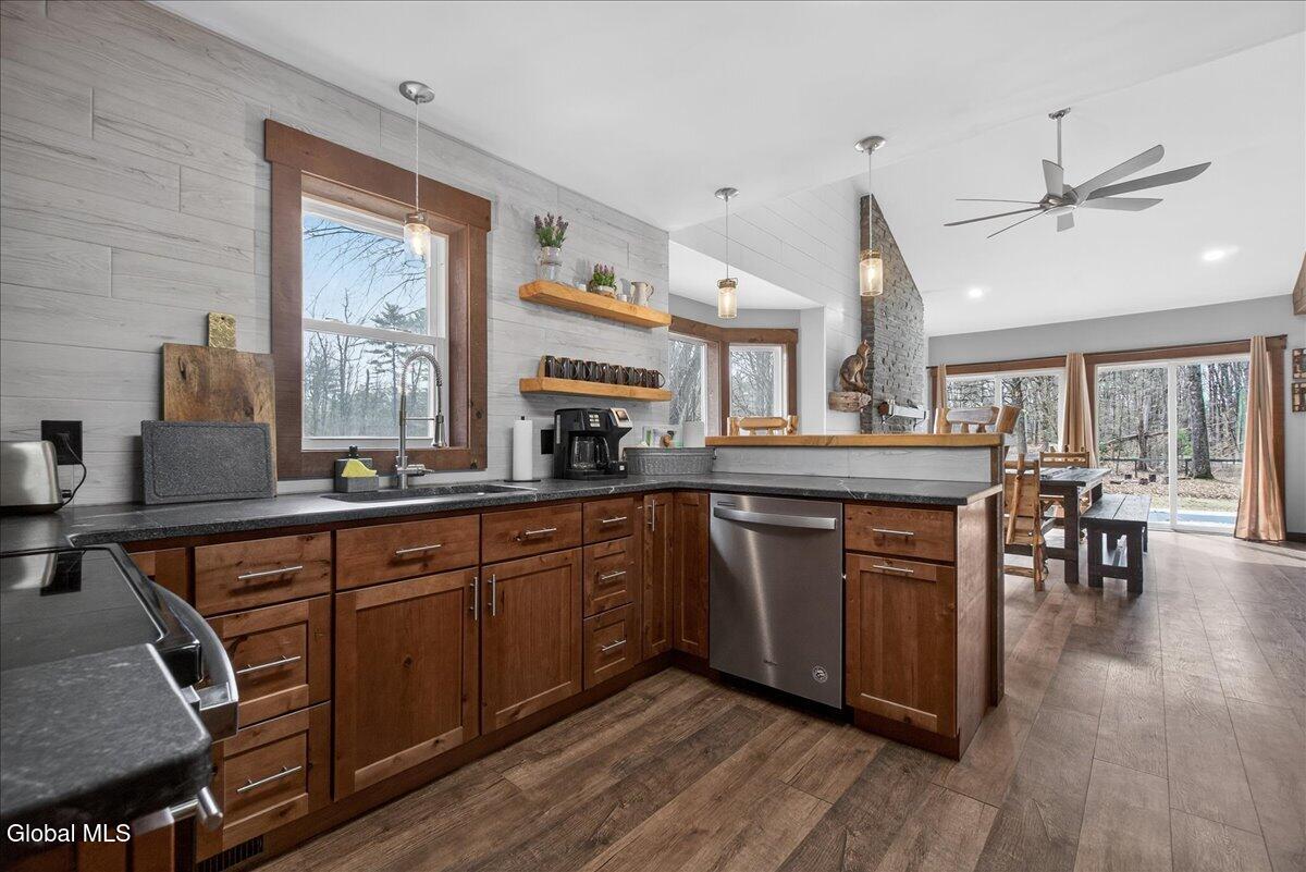 751 Corinth Road Queensbury, NY 12804 - Photo 8 of 58 28-751 Corinth Rd-28