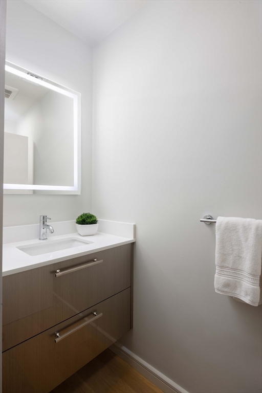 6 Claflin Road, Unit C3 Brookline, MA 02445 - Photo 17 of 21