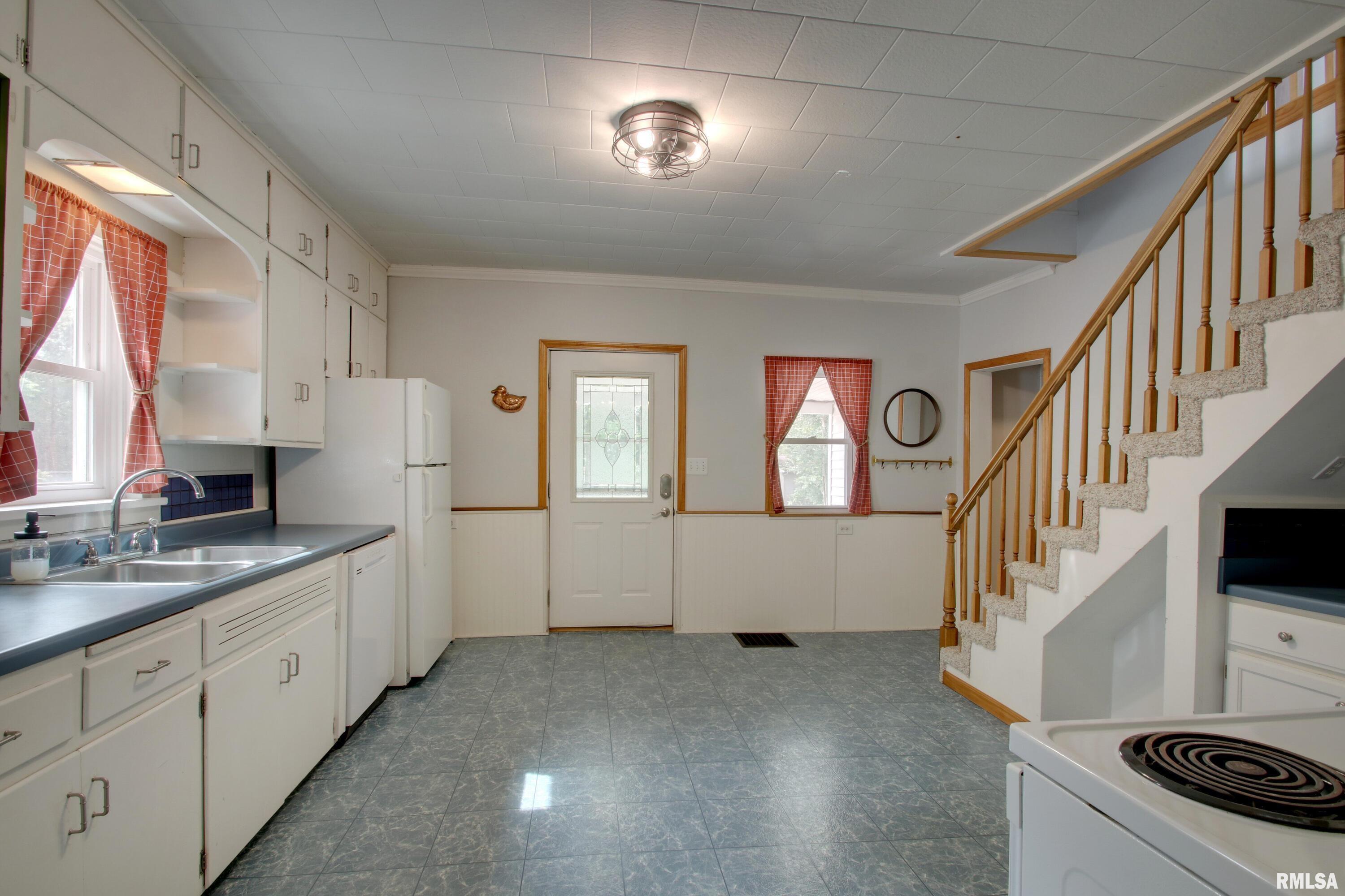 2620 St Anthony Road Quincy, IL 62305 - Photo 5 of 25 Gallery Image 5