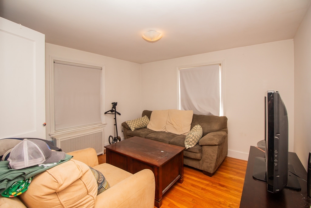 238 May Street Worcester, MA 01602 - Photo 18 of 28