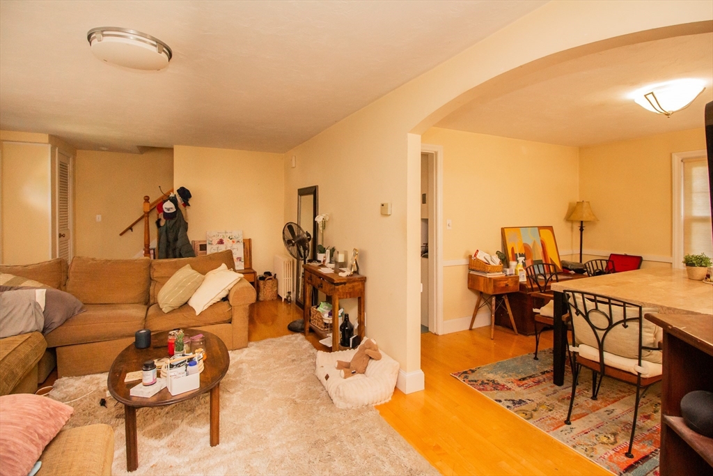 238 May Street Worcester, MA 01602 - Photo 9 of 28