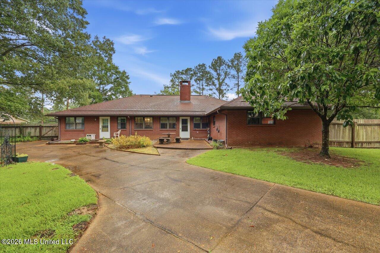 232 White Florence, MS 39073 - Photo 42 of 66 40-232 White Rd _ Hometoursms.com