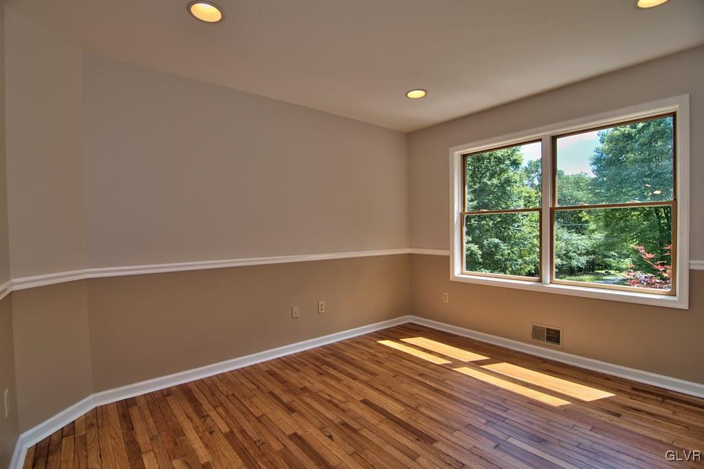4913 Pine Ridge Drive West Bushkill, PA 18324 - Photo 18 of 50 The den/family room is spacious & has plenty of na
