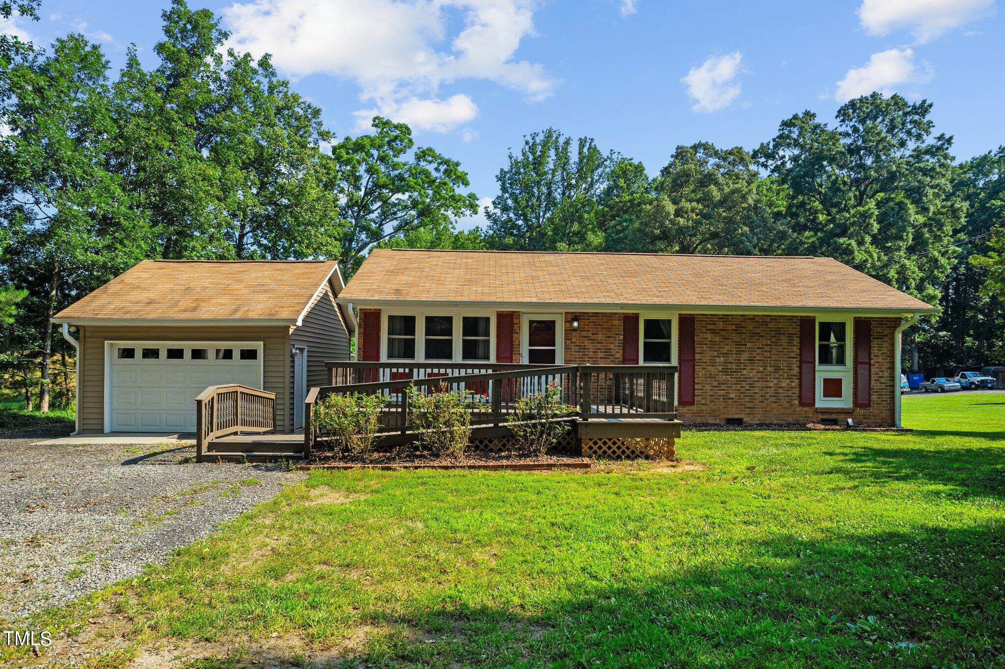 2425 Varner Road Greensboro, NC 27406 - Photo 2 of 35 42-web-or-mls-DSC07194
