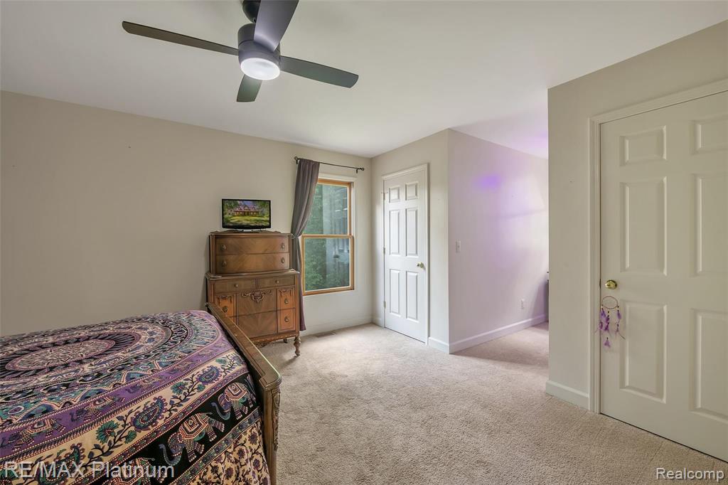 4664 Hinchey Road Howell, MI 48843 - Photo 28 of 64