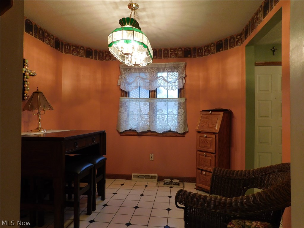 25800 Kennedy Ridge Road North Olmsted, OH 44070 - Photo 13 of 28 Gallery Image 13