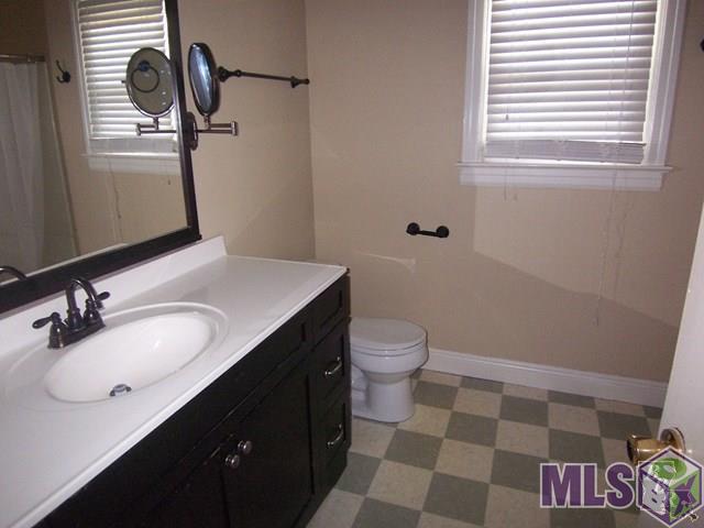 158 Waverly Road Thibodaux, LA 70301 - Photo 7 of 14 Bath