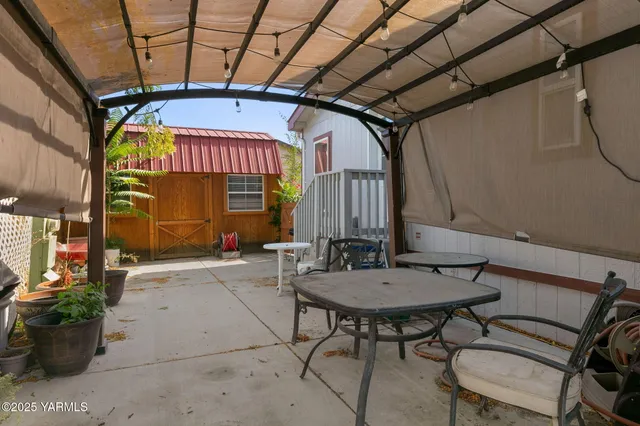 $145,000 | 7610 West Nob Hill Boulevard, Unit 42, Yakima, WA 98908