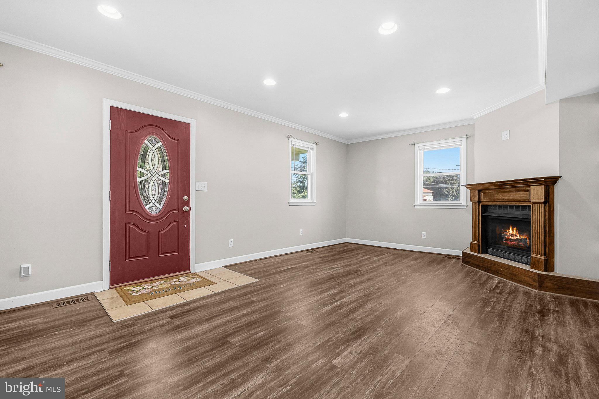 115 Riverside Road Baltimore, MD 21221 - Photo 6 of 45 Gallery Image 6