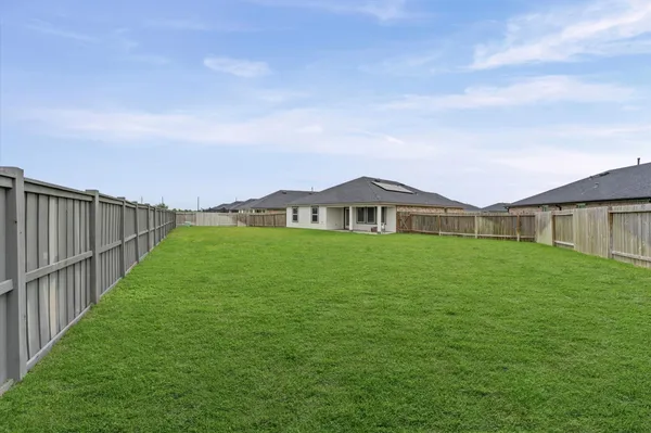 $310,000 | 903 Curly Angora Court, Rosharon, TX 77583