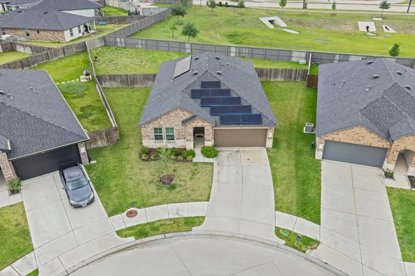 $310,000 | 903 Curly Angora Court, Rosharon, TX 77583