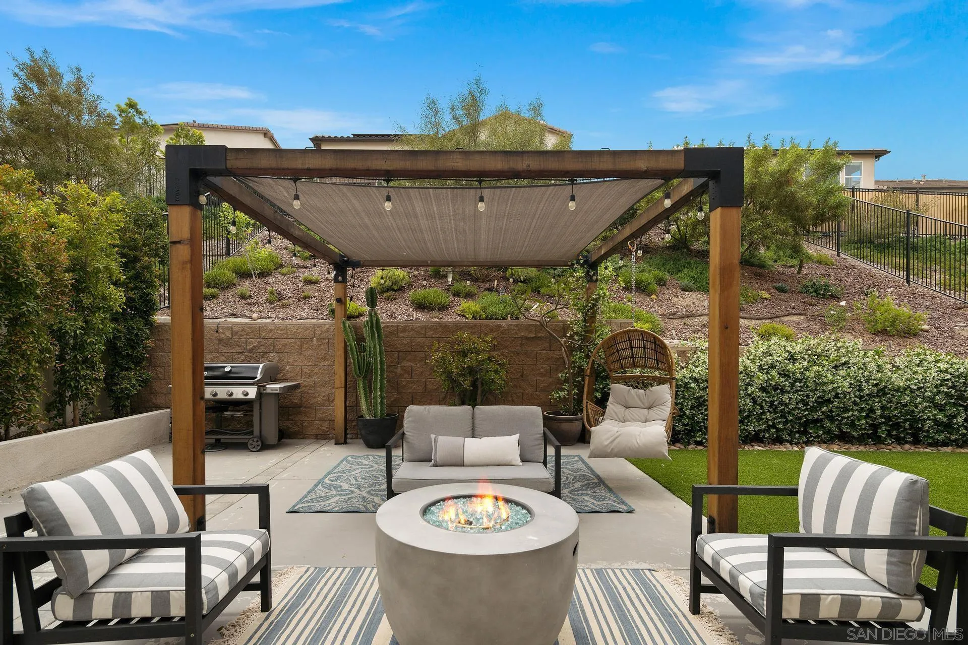 8850 Weston Road Santee, CA 92071 - Photo 14 of 44 a view of outdoor space and patio