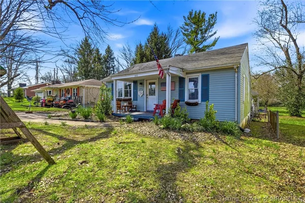 $187,500 | 223 Perrin Lane, Jeffersonville, IN 47130