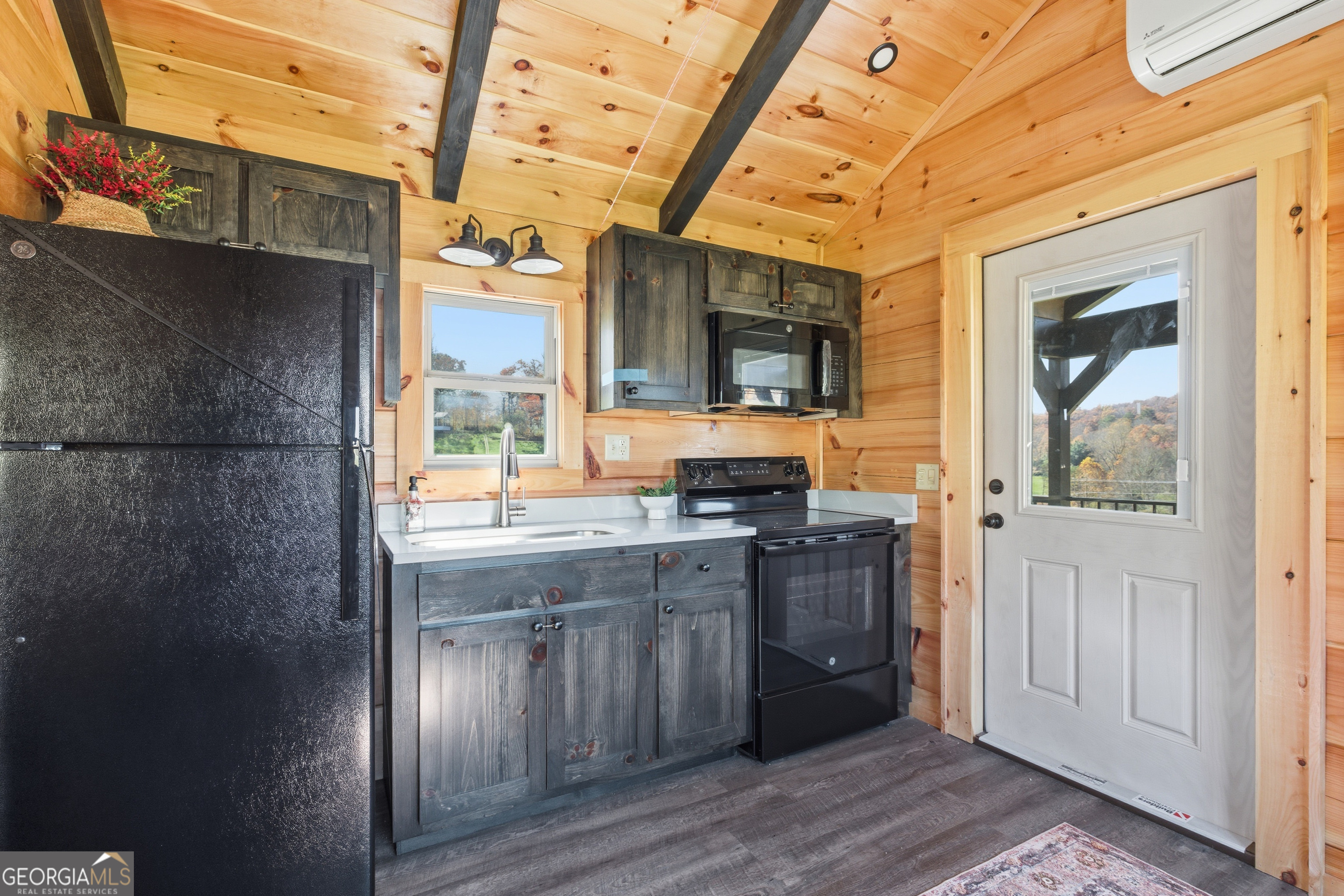 527 Saunders Road Franklin, NC 28734 - Photo 11 of 18