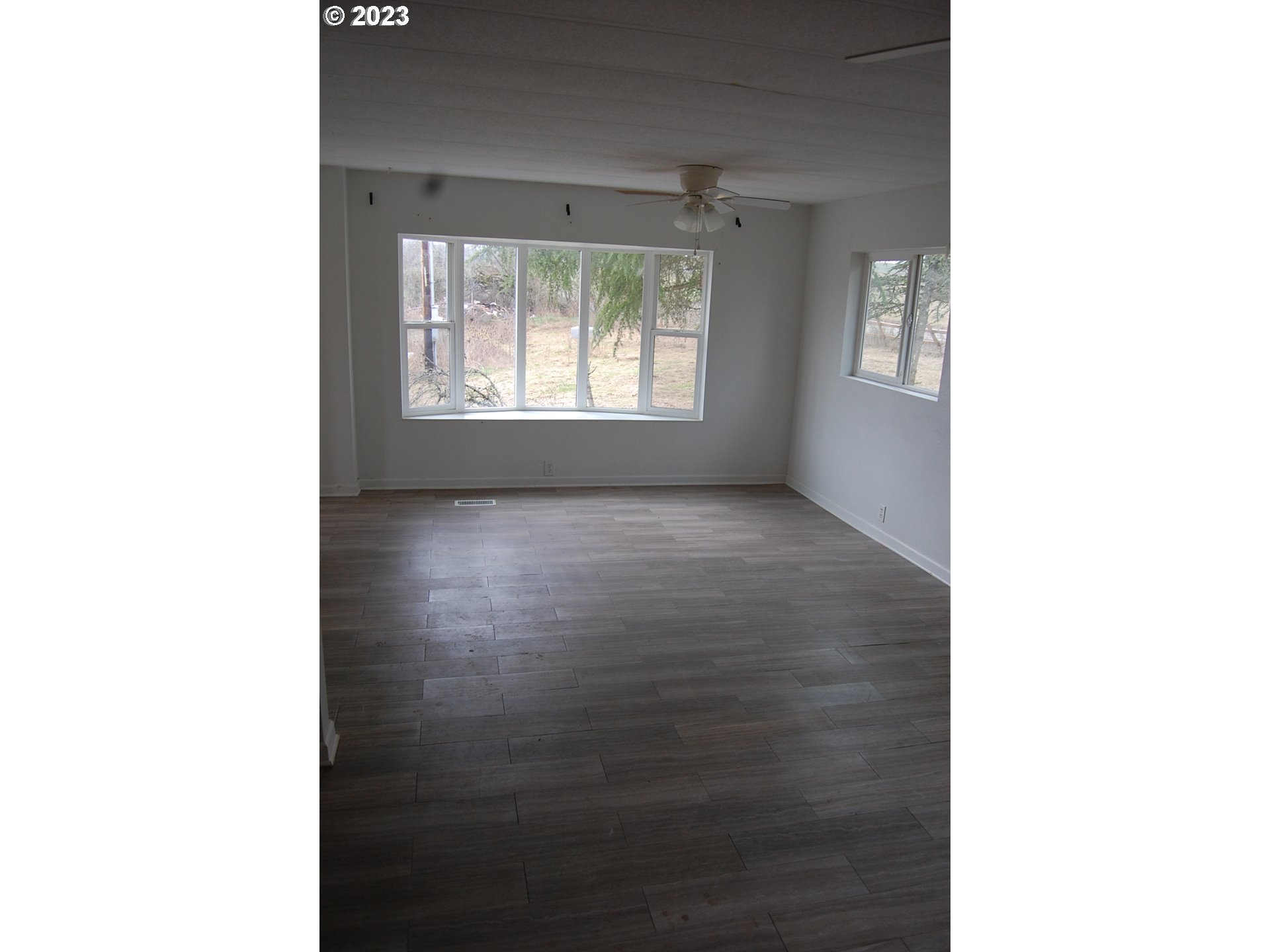 8850 Red Prairie Road Sheridan, OR 97378 - Photo 23 of 26 a view of a room that has a window in it