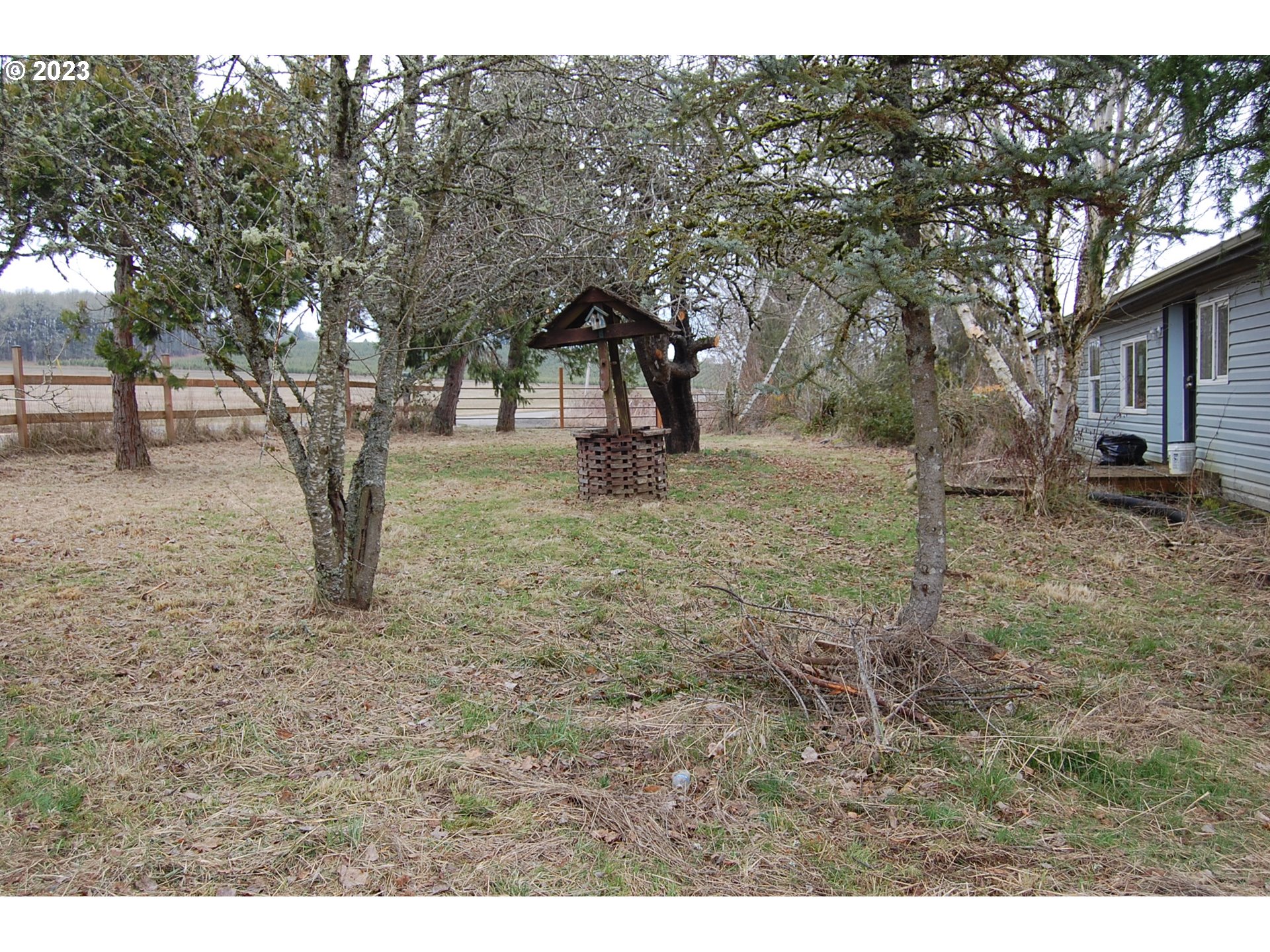 8850 Red Prairie Road Sheridan, OR 97378 - Photo 25 of 26 a backyard of a house with lots of green space