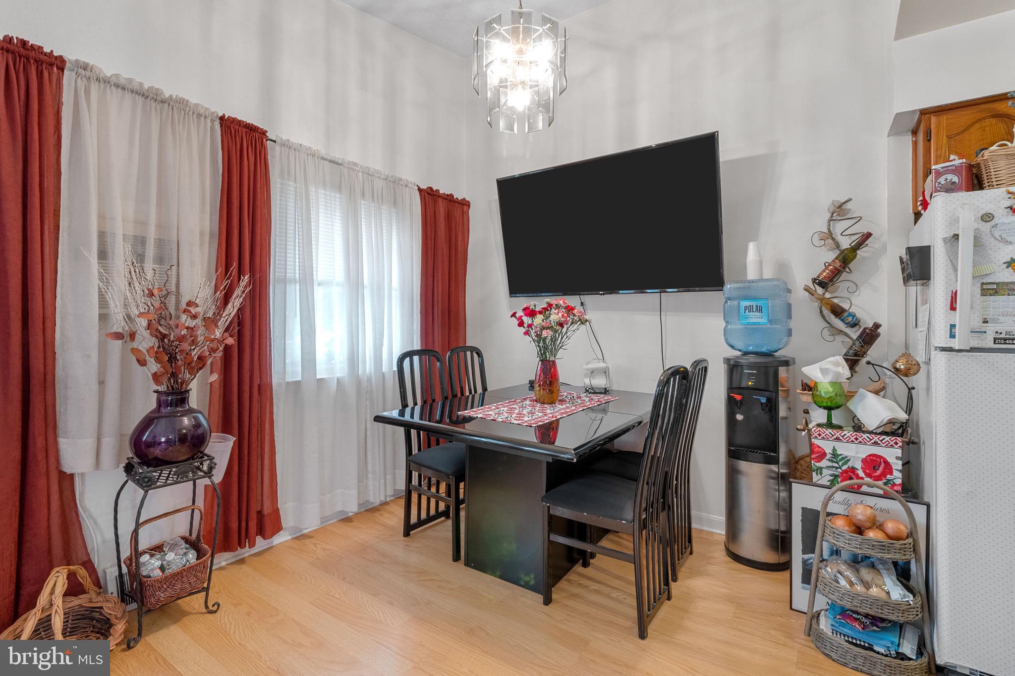 10165 Bridle Road Philadelphia, PA 19116 - Photo 5 of 31 Gallery Image 5