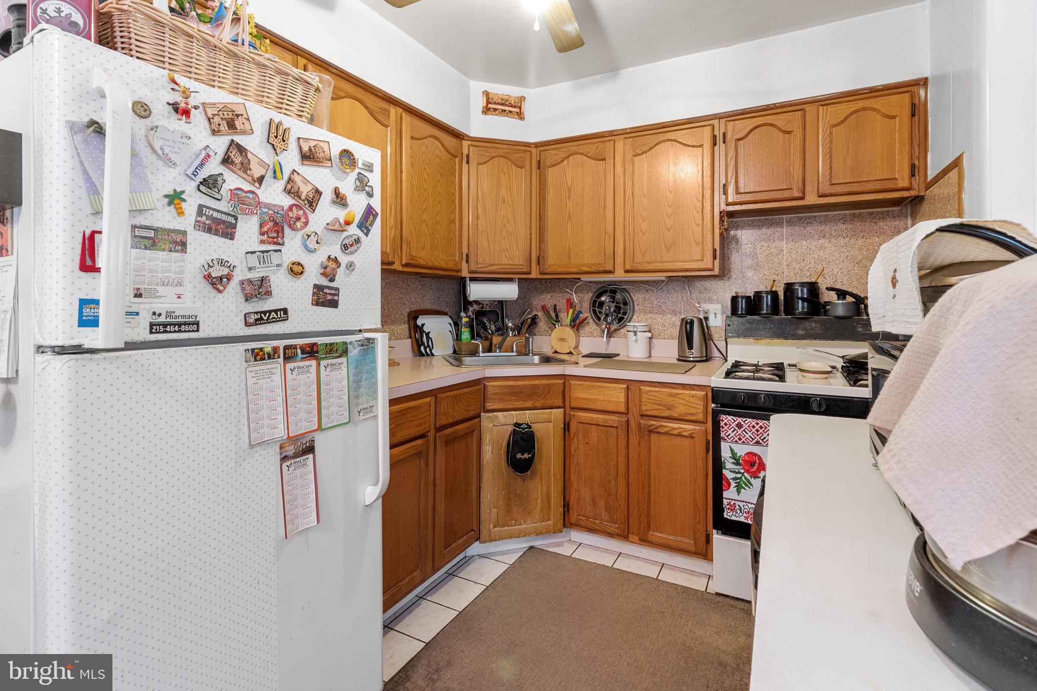 10165 Bridle Road Philadelphia, PA 19116 - Photo 7 of 31 Gallery Image 7