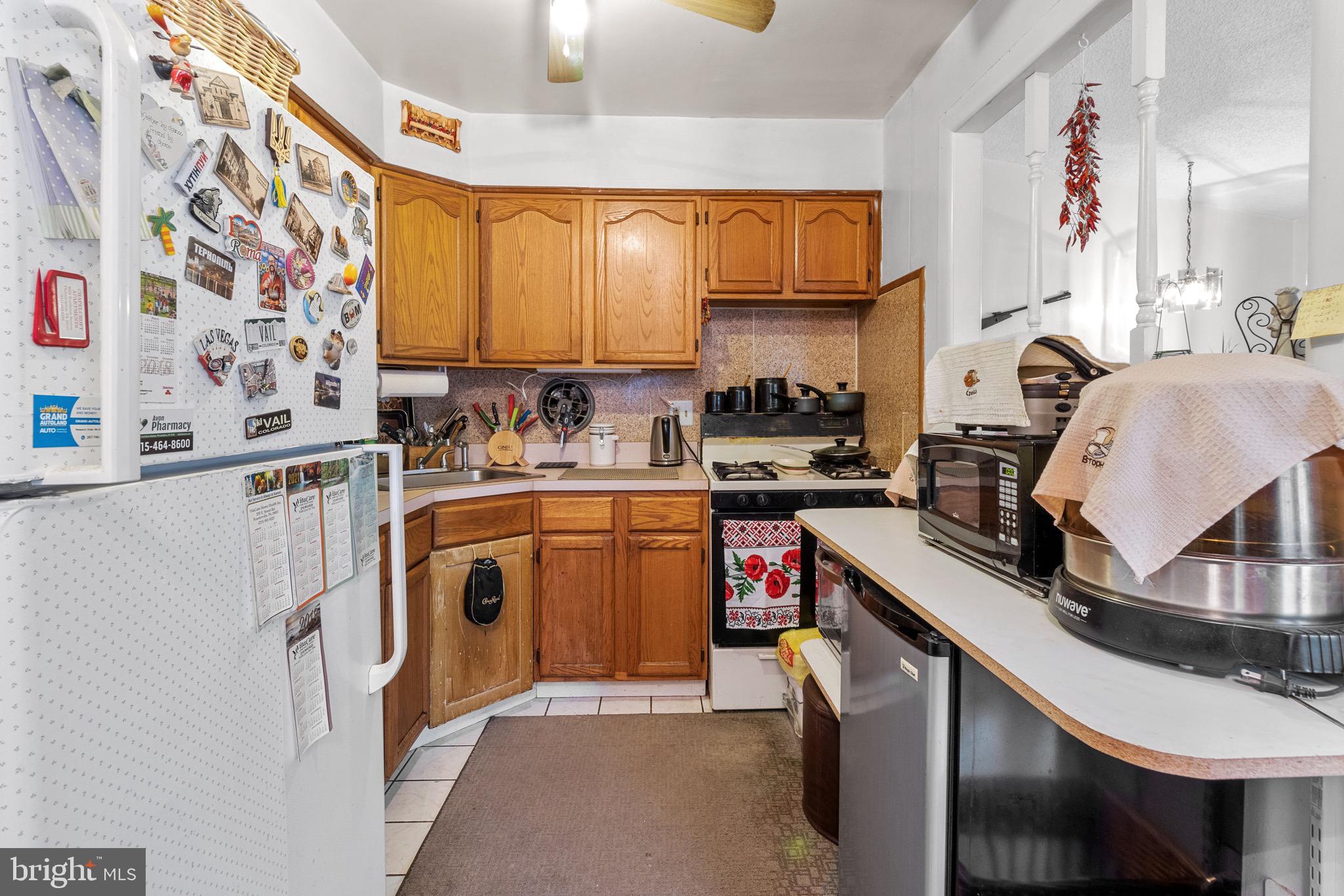 10165 Bridle Road Philadelphia, PA 19116 - Photo 8 of 31 Gallery Image 8