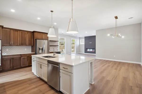 $679,000 | 1954 Woods Point, Waconia, MN 55387